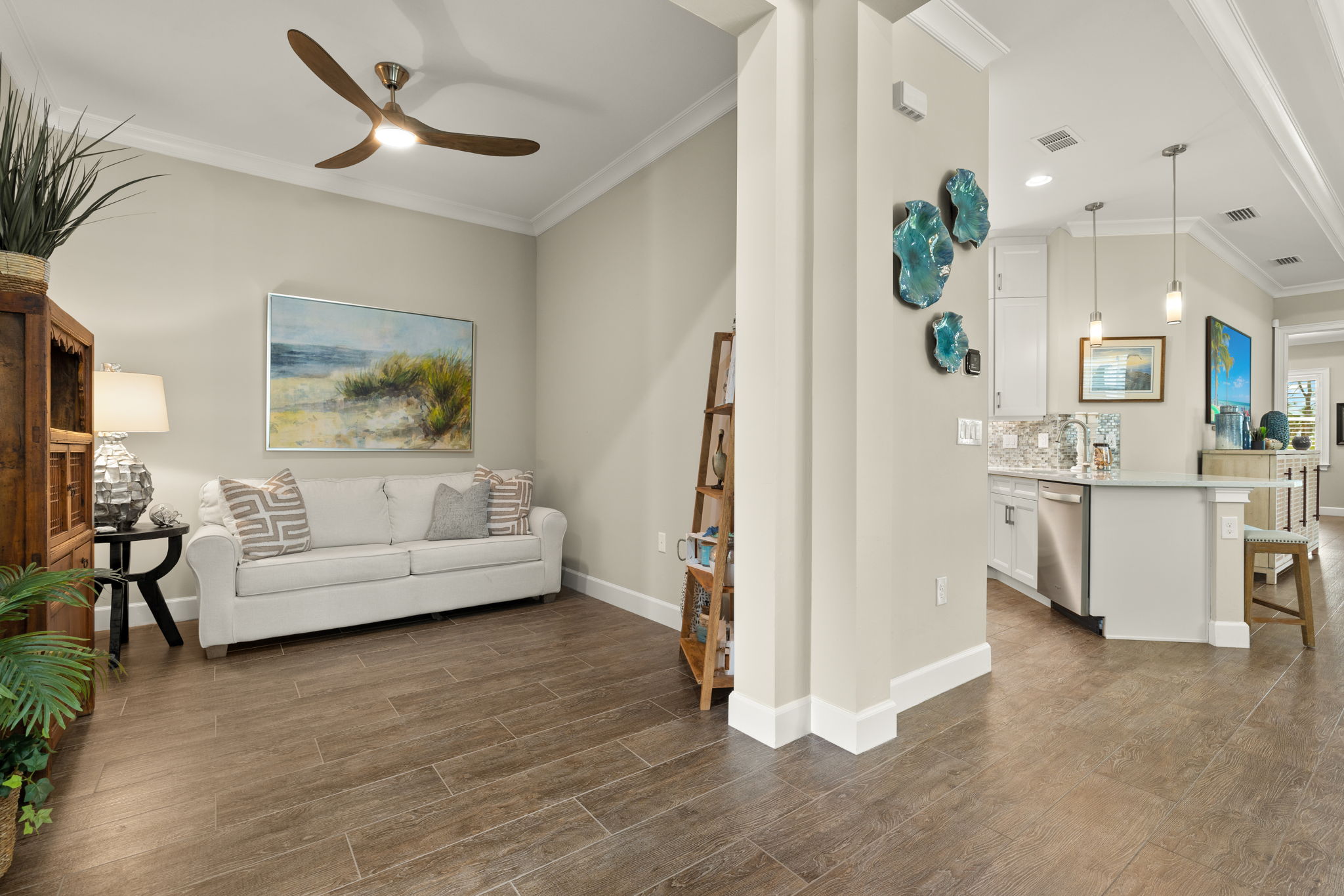 Family Roomhttps://cdn.aryeo.com/listings/6431-negril-isle-dr-naples-fl-34113-11227874/resized/thumbnail/thumbnail-01917035-b196-71dc-a240-a863f04ed0ac.jpeg