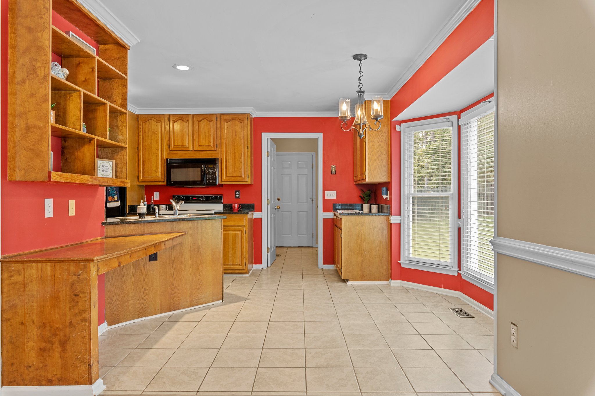 Kitchen/Breakfast Area