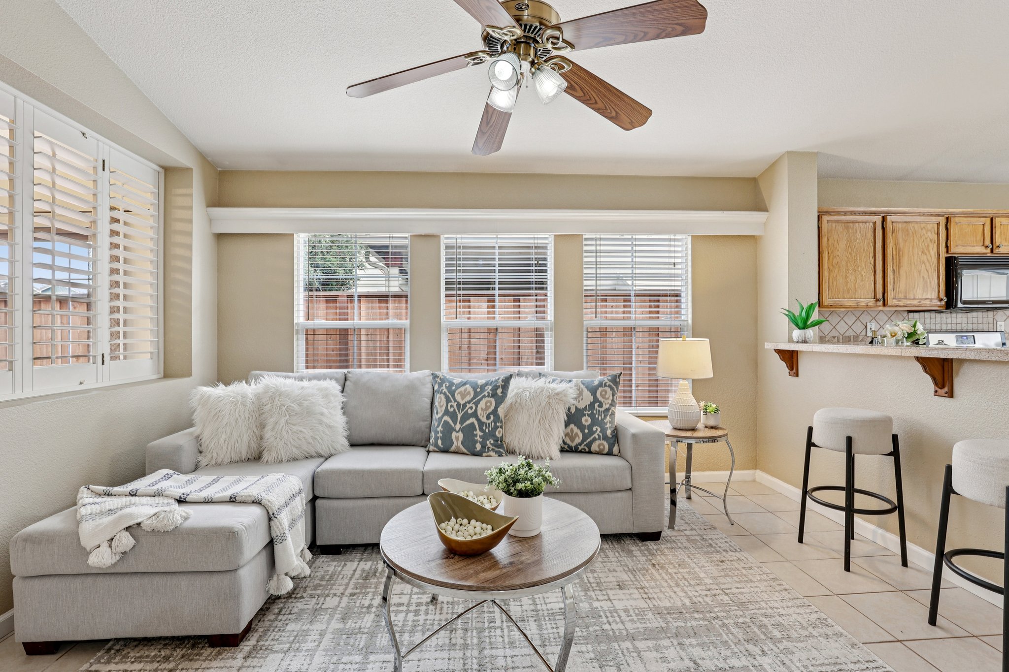 Aspenwood Way-S1402-012.jpg