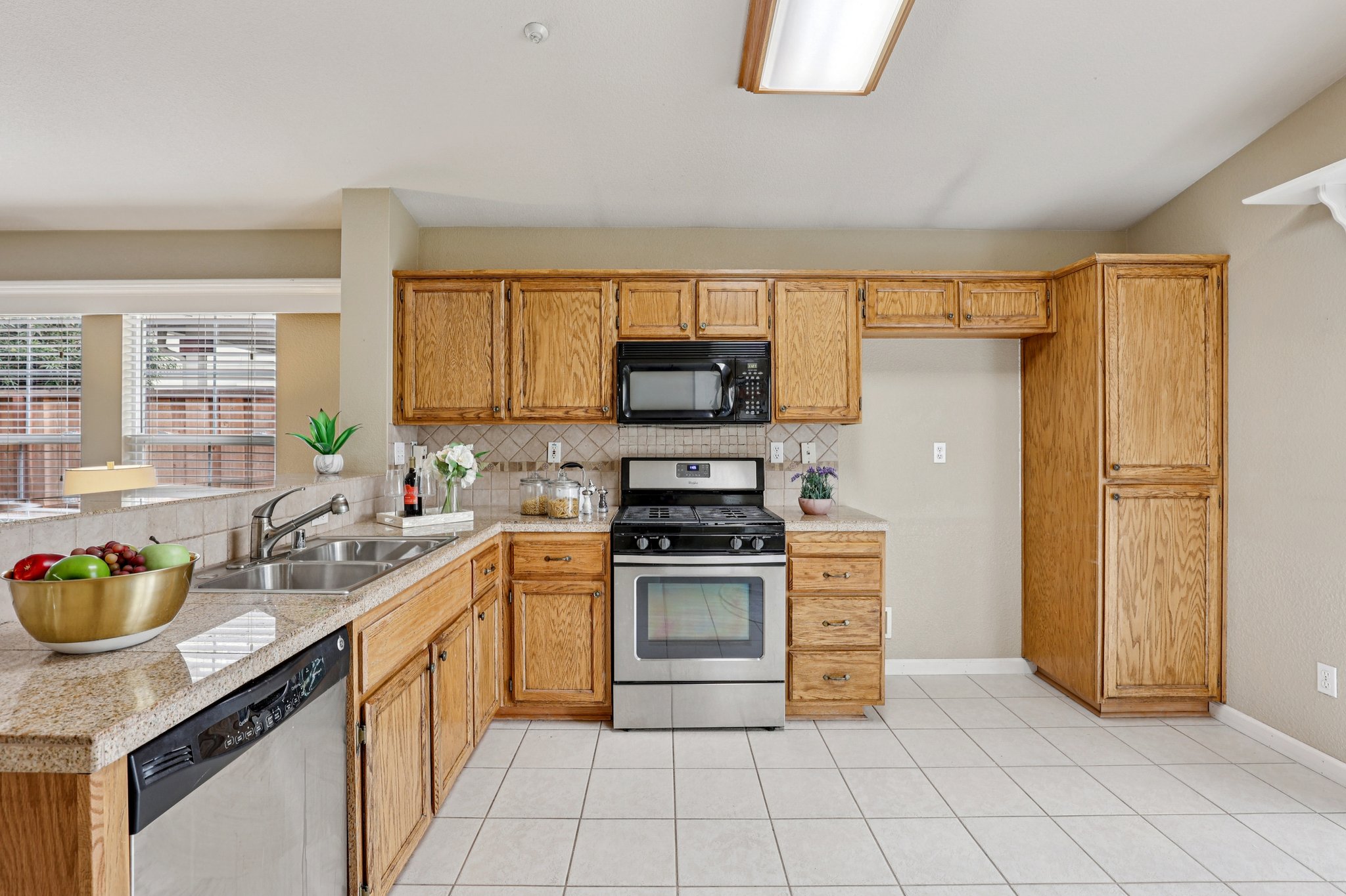 Aspenwood Way-S1402-019.jpg