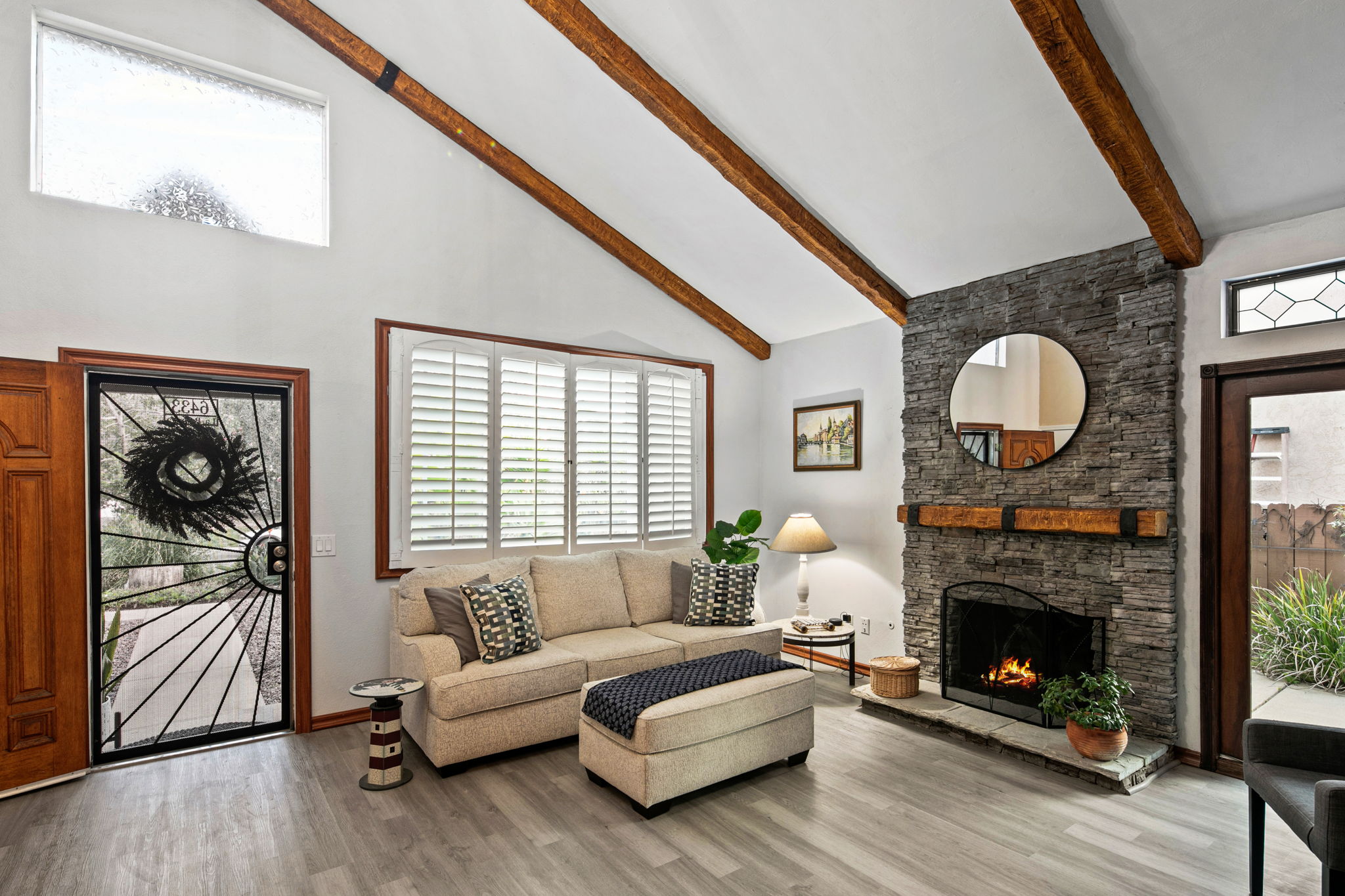 6433 La Paloma St-107