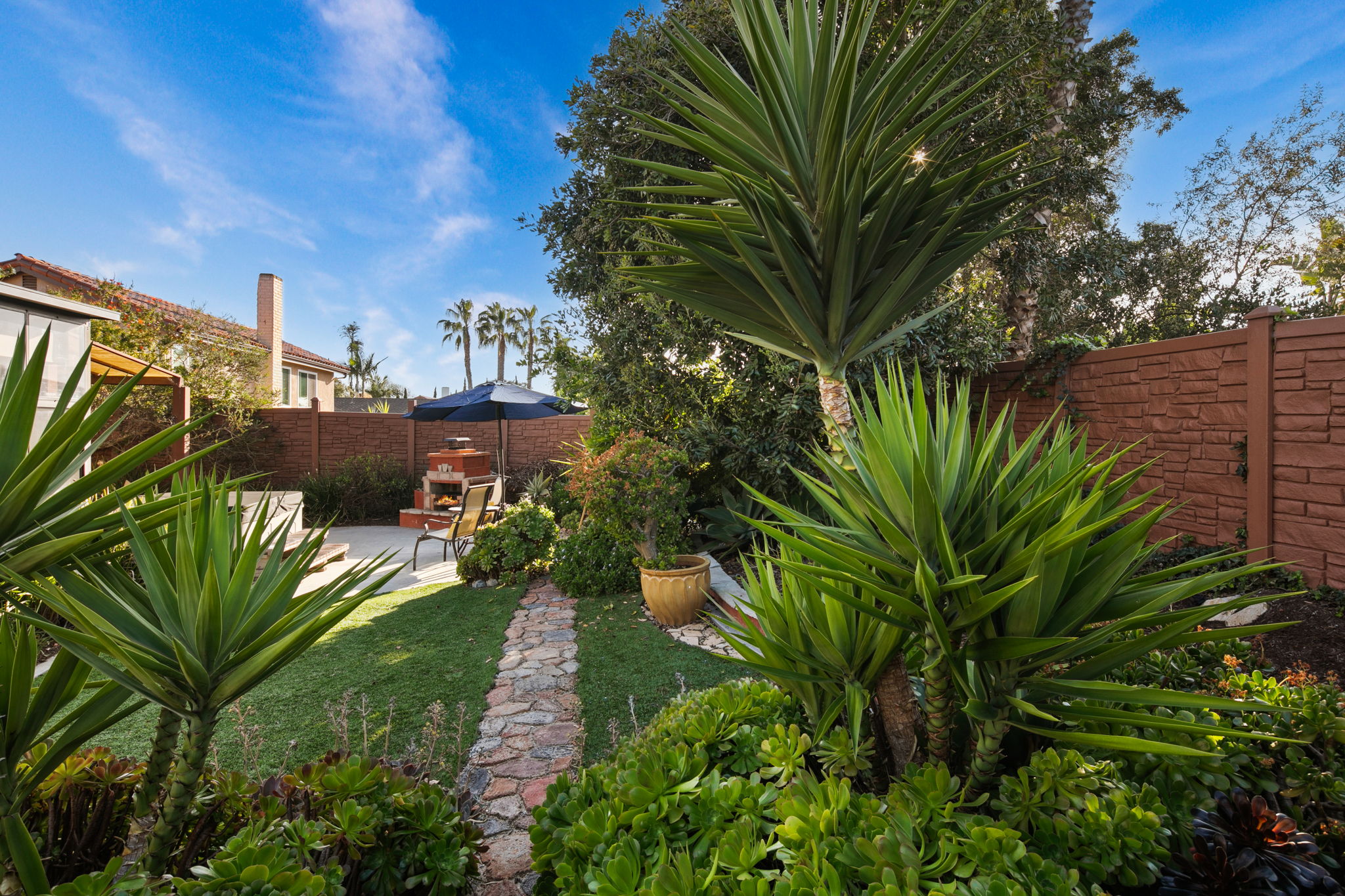 6433 La Paloma St-82