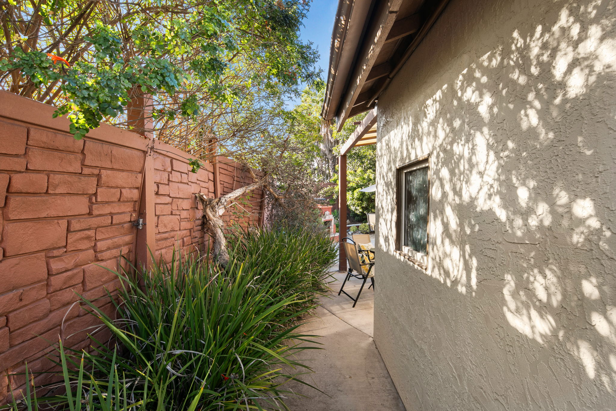 6433 La Paloma St-71