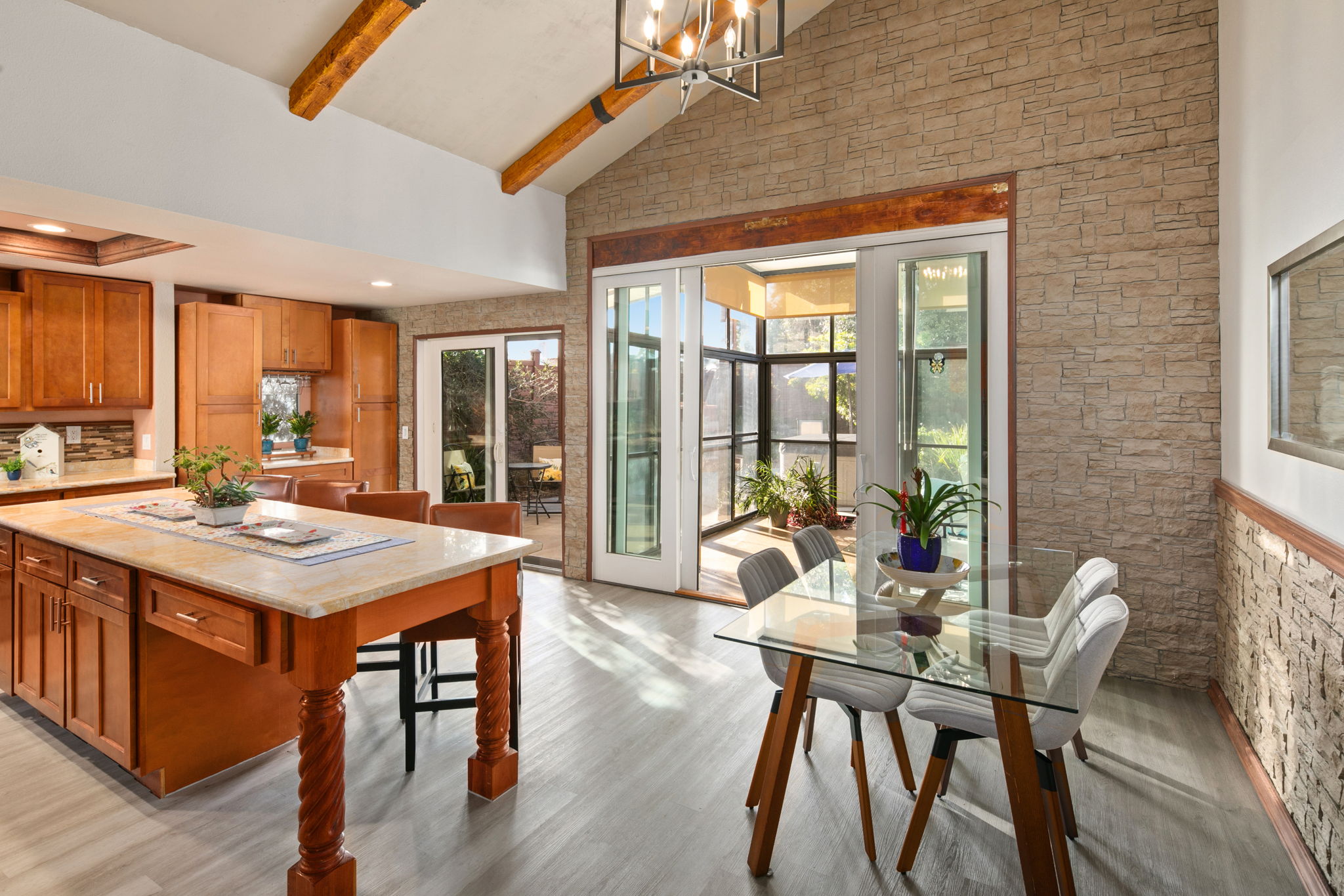 6433 La Paloma St-57