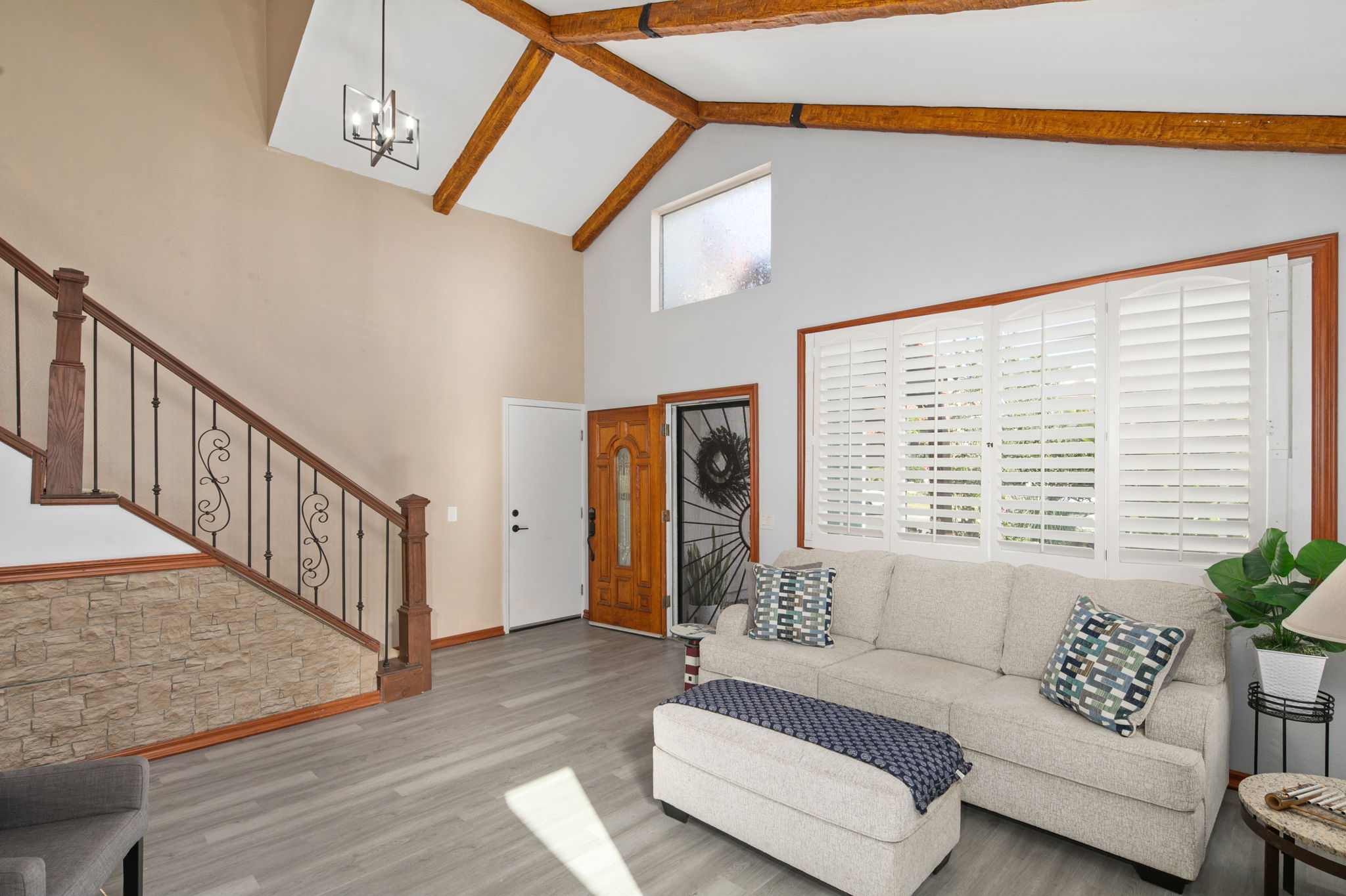 6433 La Paloma St-41