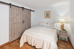 6433 La Paloma St-53