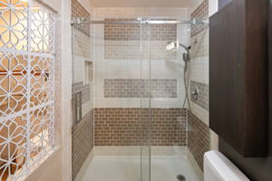 6433 La Paloma St-25