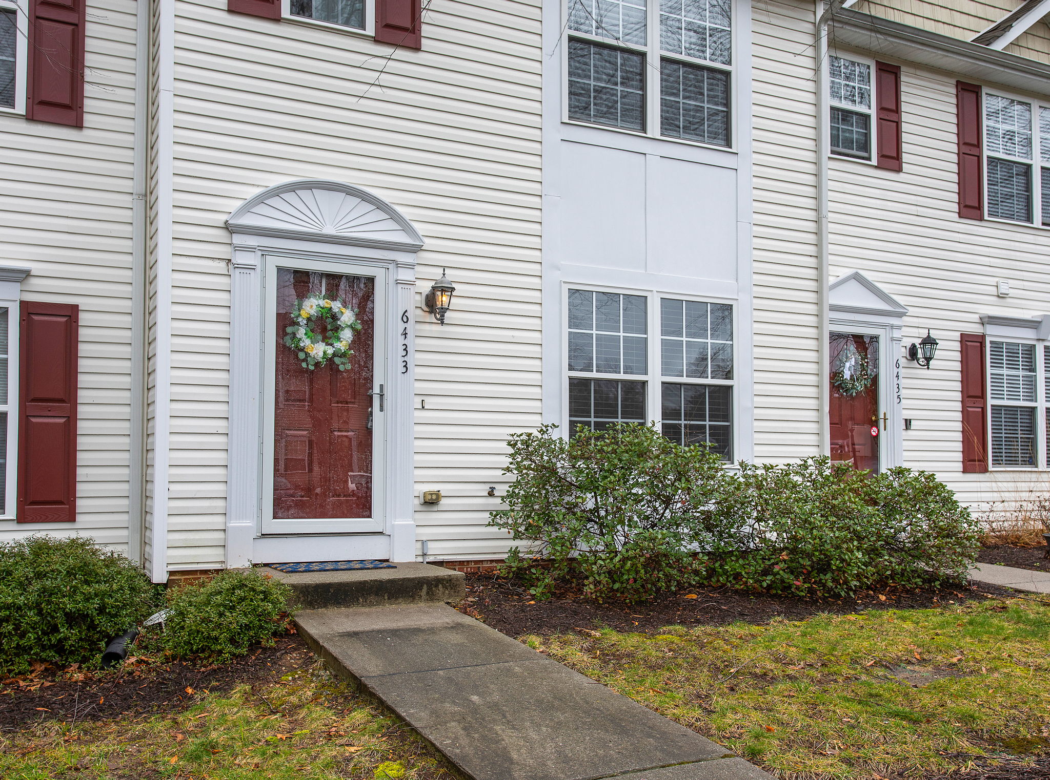 03-Exterior Front
