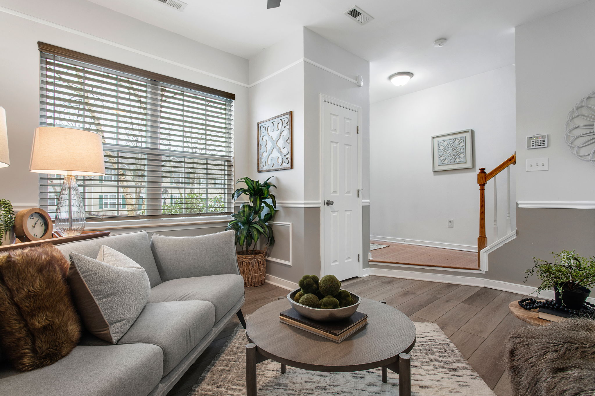 08-Living Room