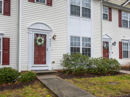 03-Exterior Front