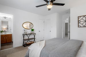 18-Primary Bedroom