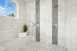  Photo 51