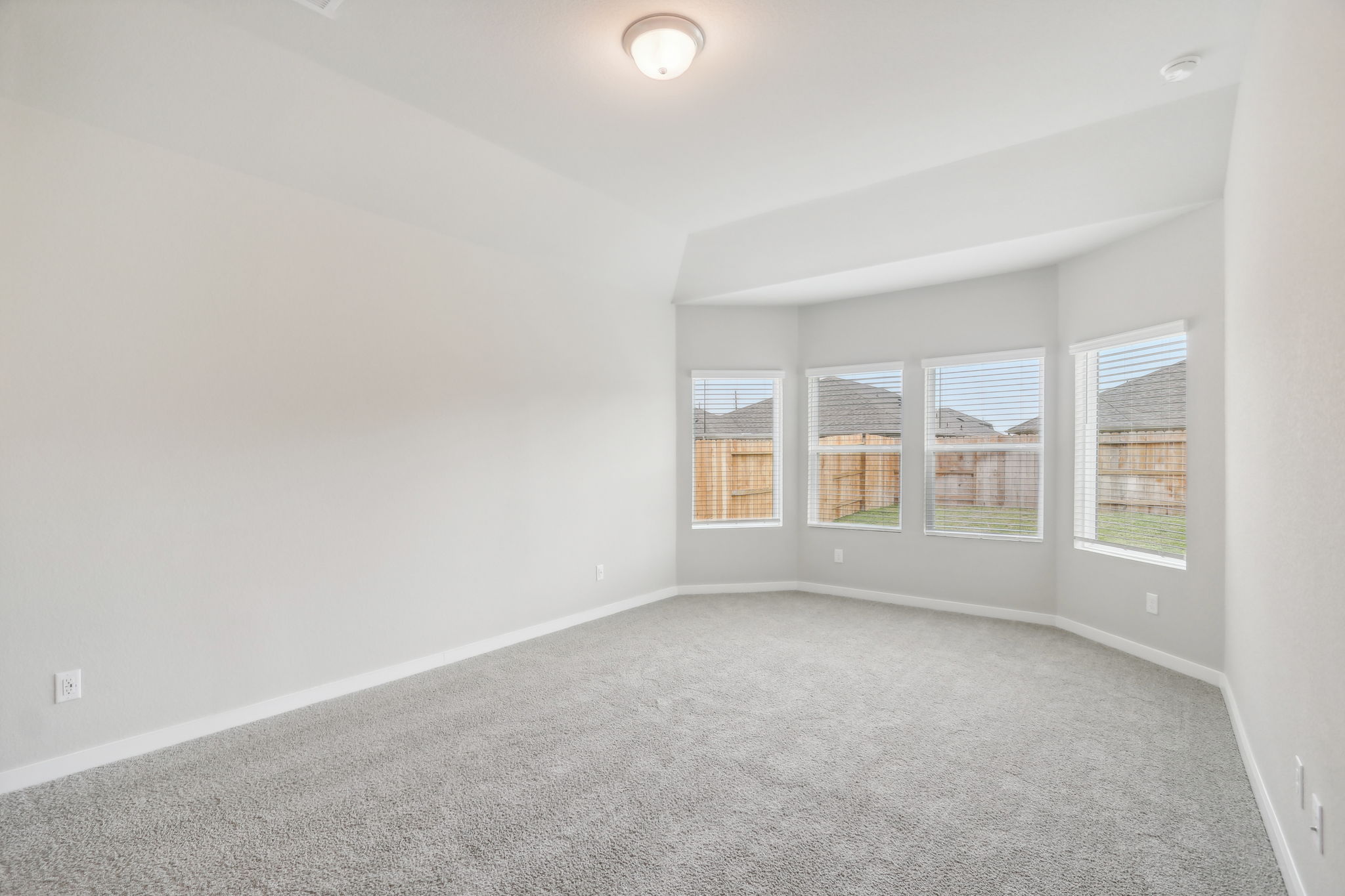 Houston - Wall Street Village - 6435 Brazos Trl Dr, Richmond, TX, 77469 -    027