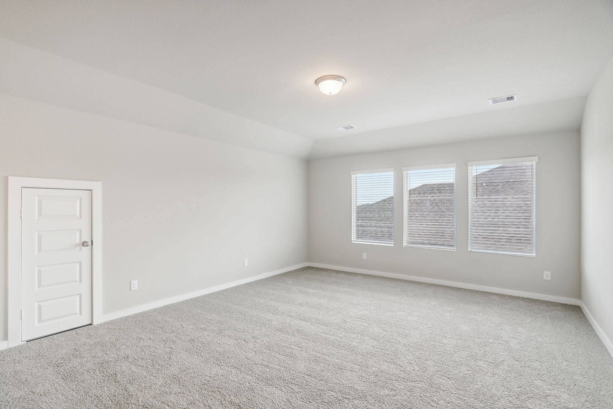 Houston - Wall Street Village - 6435 Brazos Trl Dr, Richmond, TX, 77469 -    043