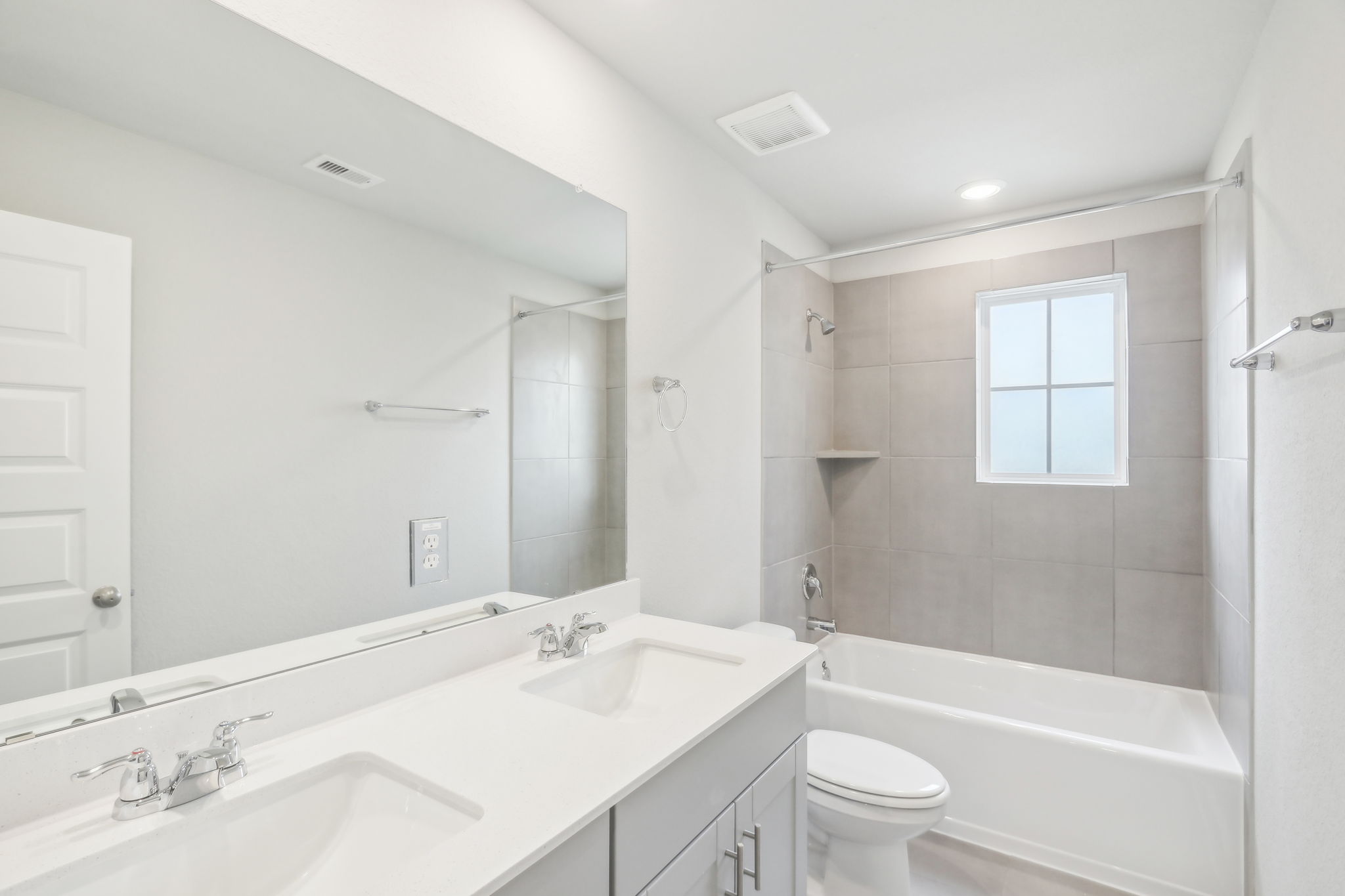 Houston - Wall Street Village - 6435 Brazos Trl Dr, Richmond, TX, 77469 -    049