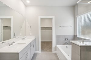 Houston - Wall Street Village - 6435 Brazos Trl Dr, Richmond, TX, 77469 -    031