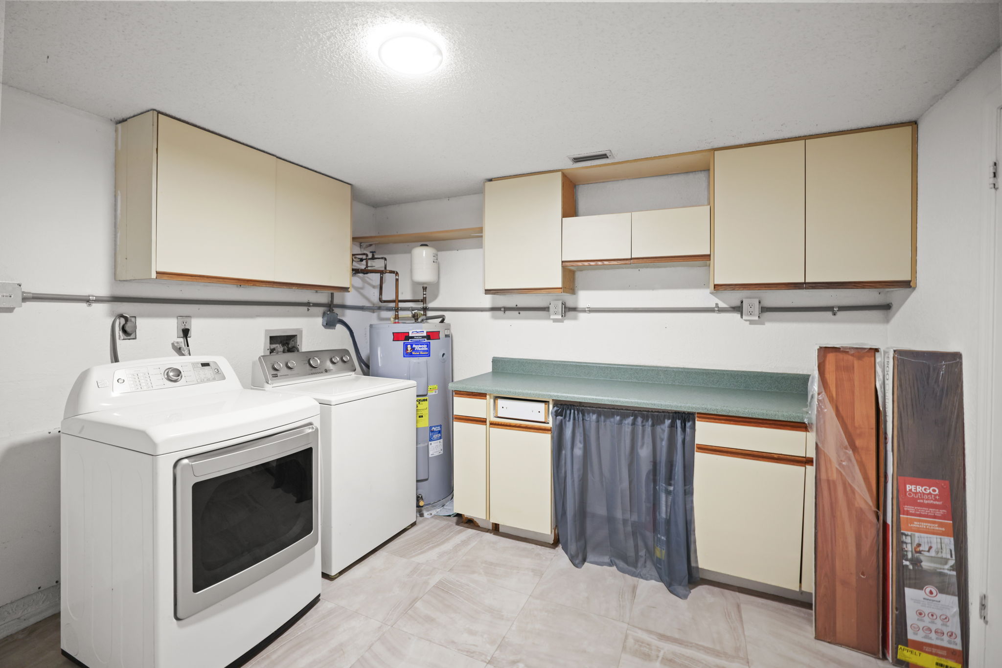 Laundry - 495A2127