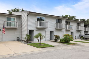 Front - 495A2157