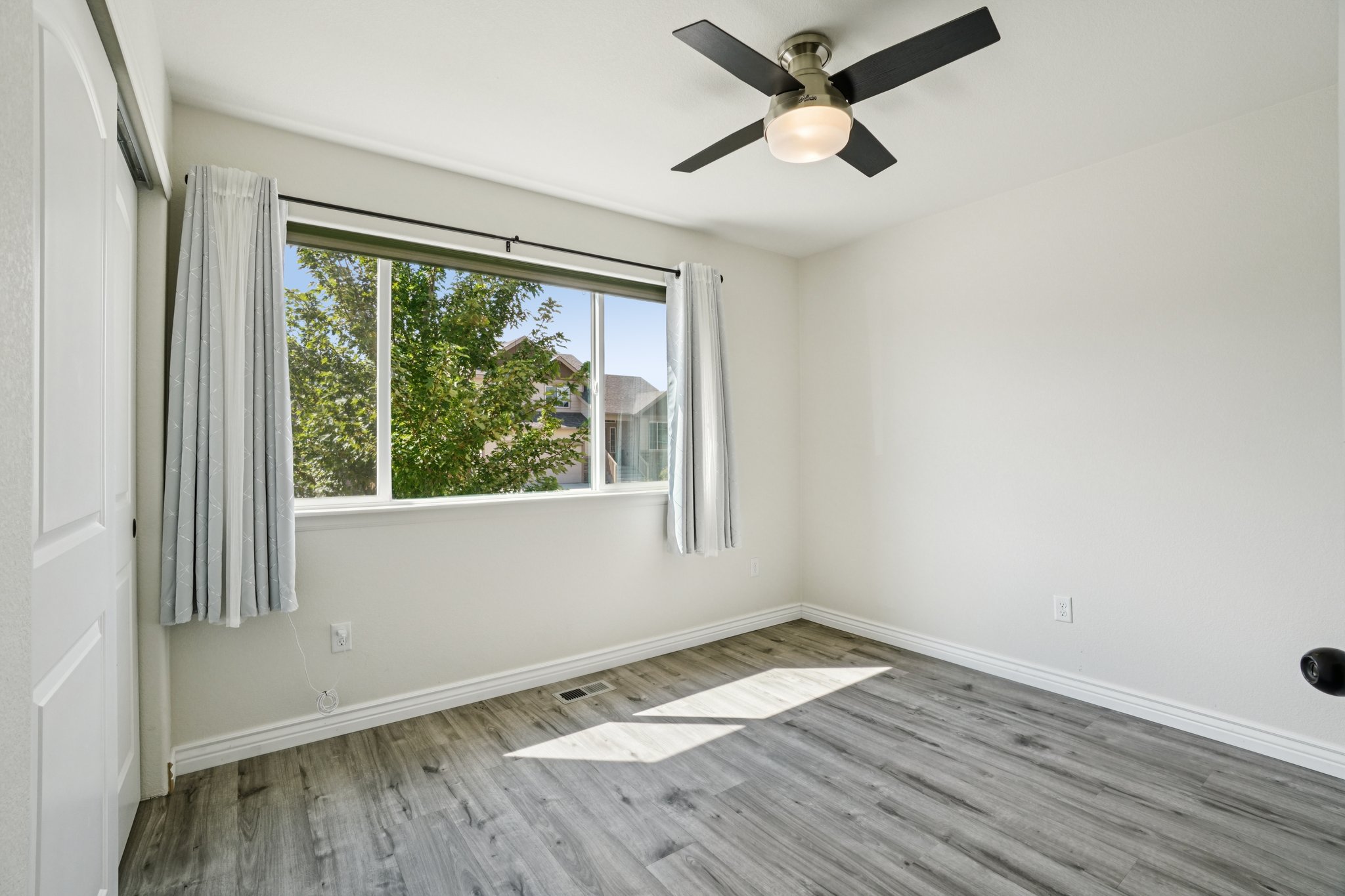 San Isabel Ave-S0309-021.jpg