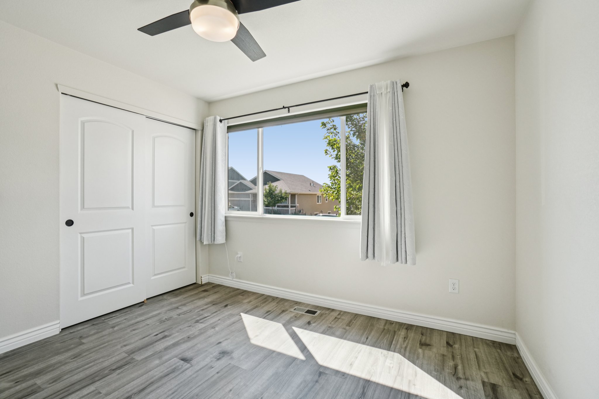 San Isabel Ave-S0309-022.jpg