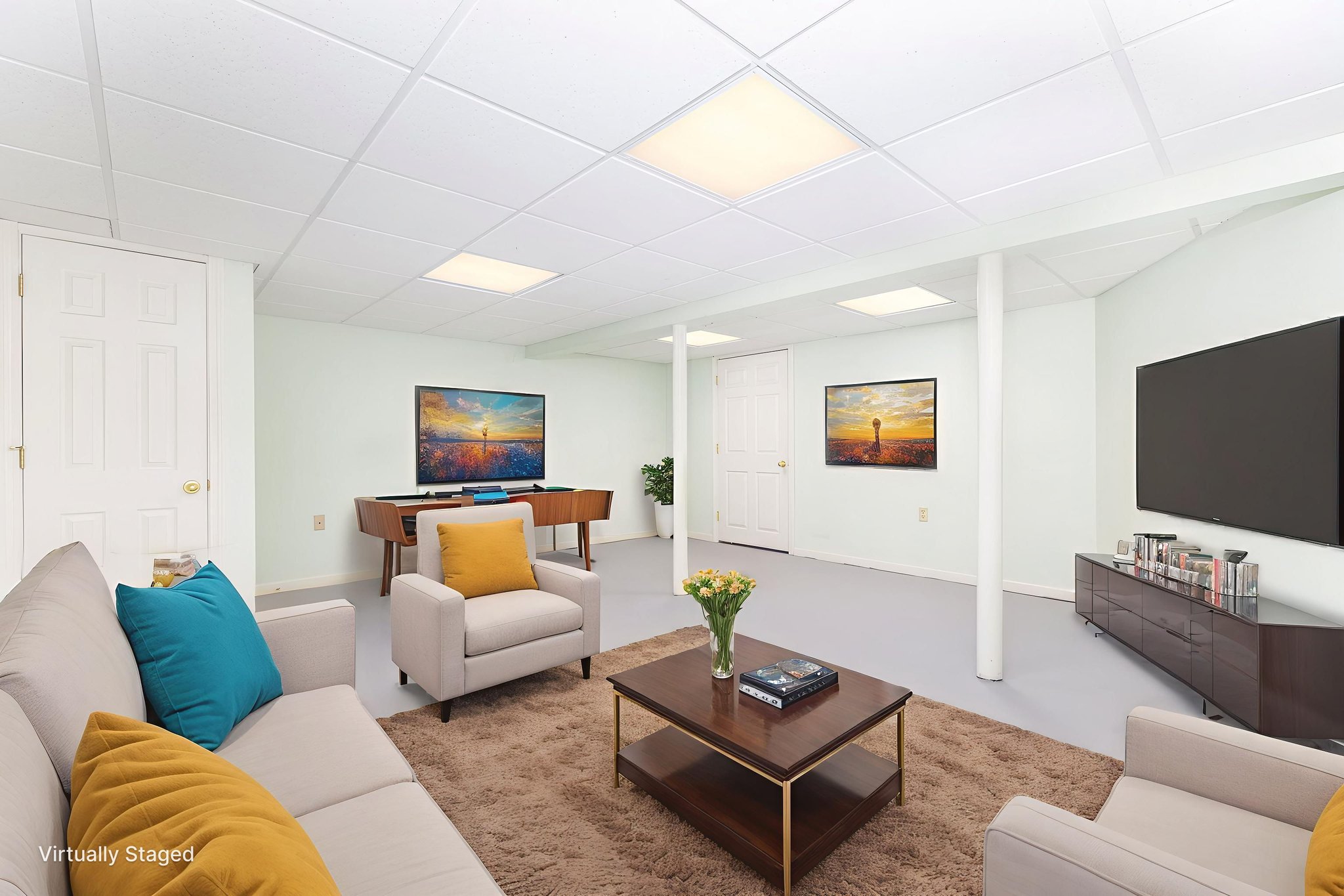 1T5A2272-Edit virtually staged.jpeg