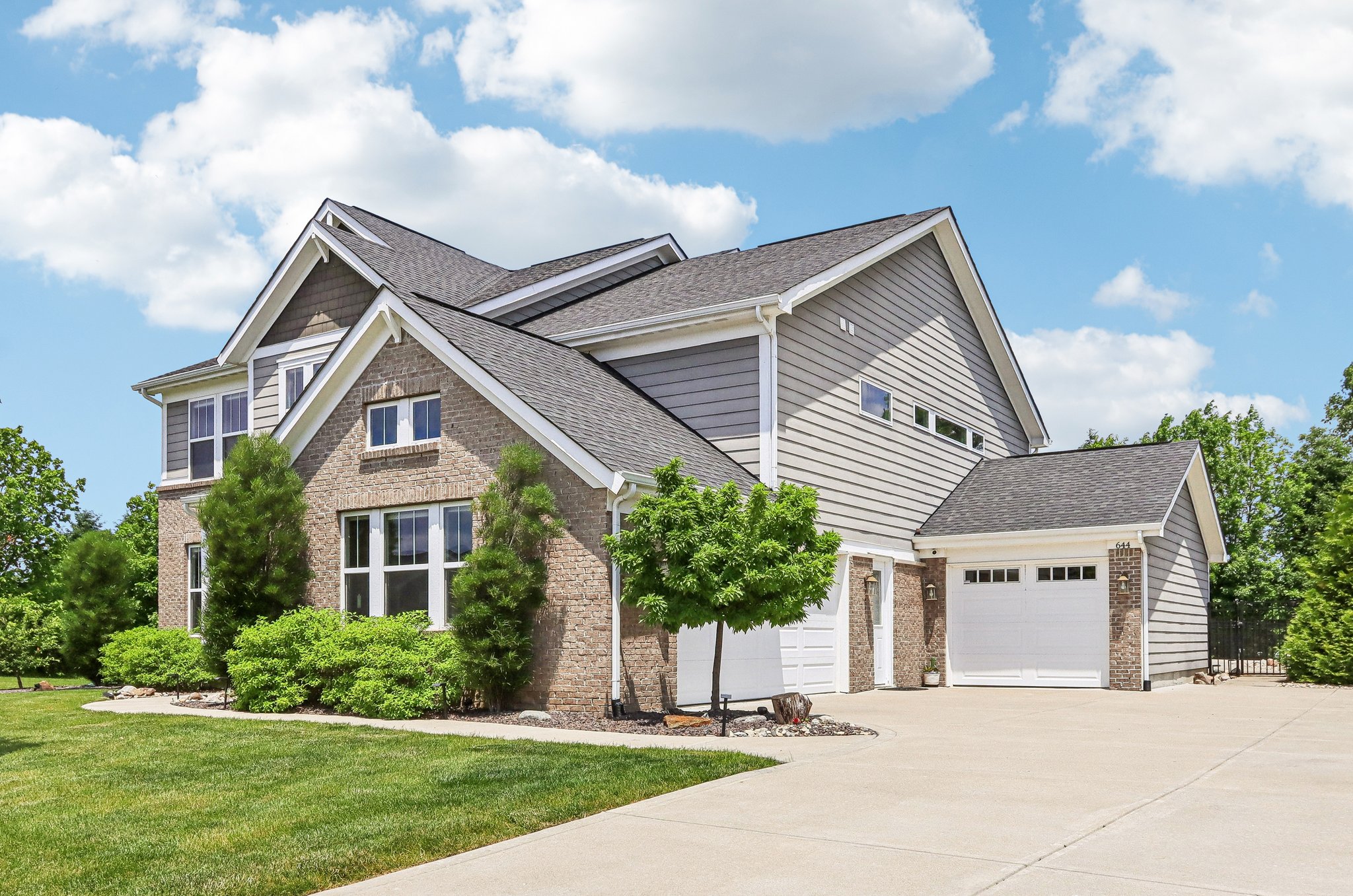 Ridge Gate Dr-3105-003.jpg