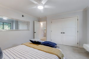  Sand Hill Cir-029