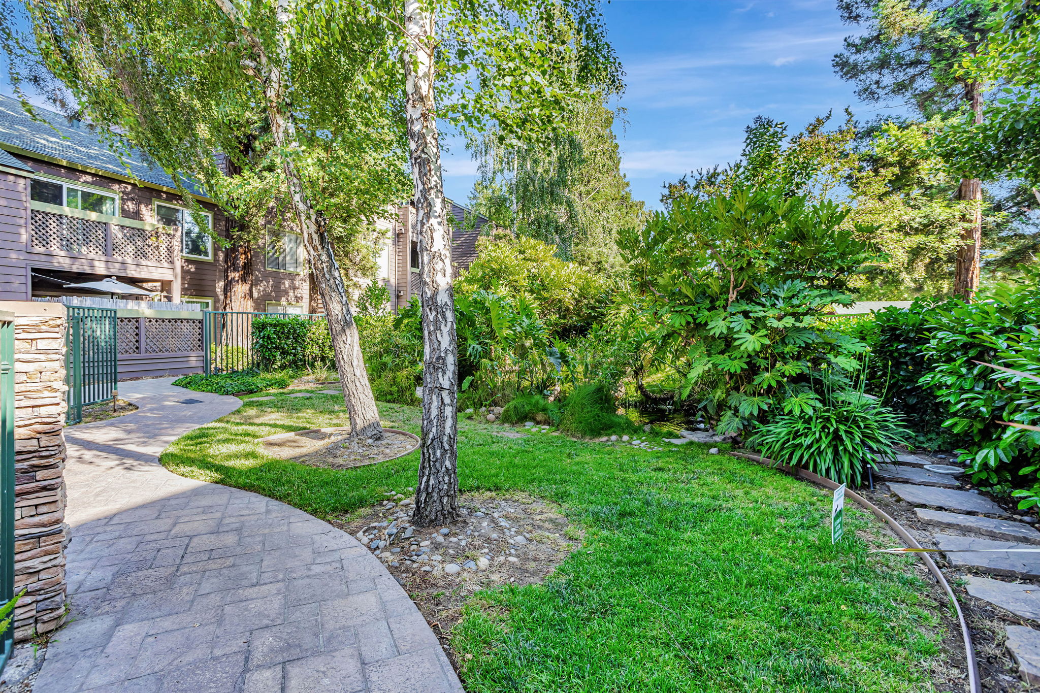 040_644 Teatree Ct