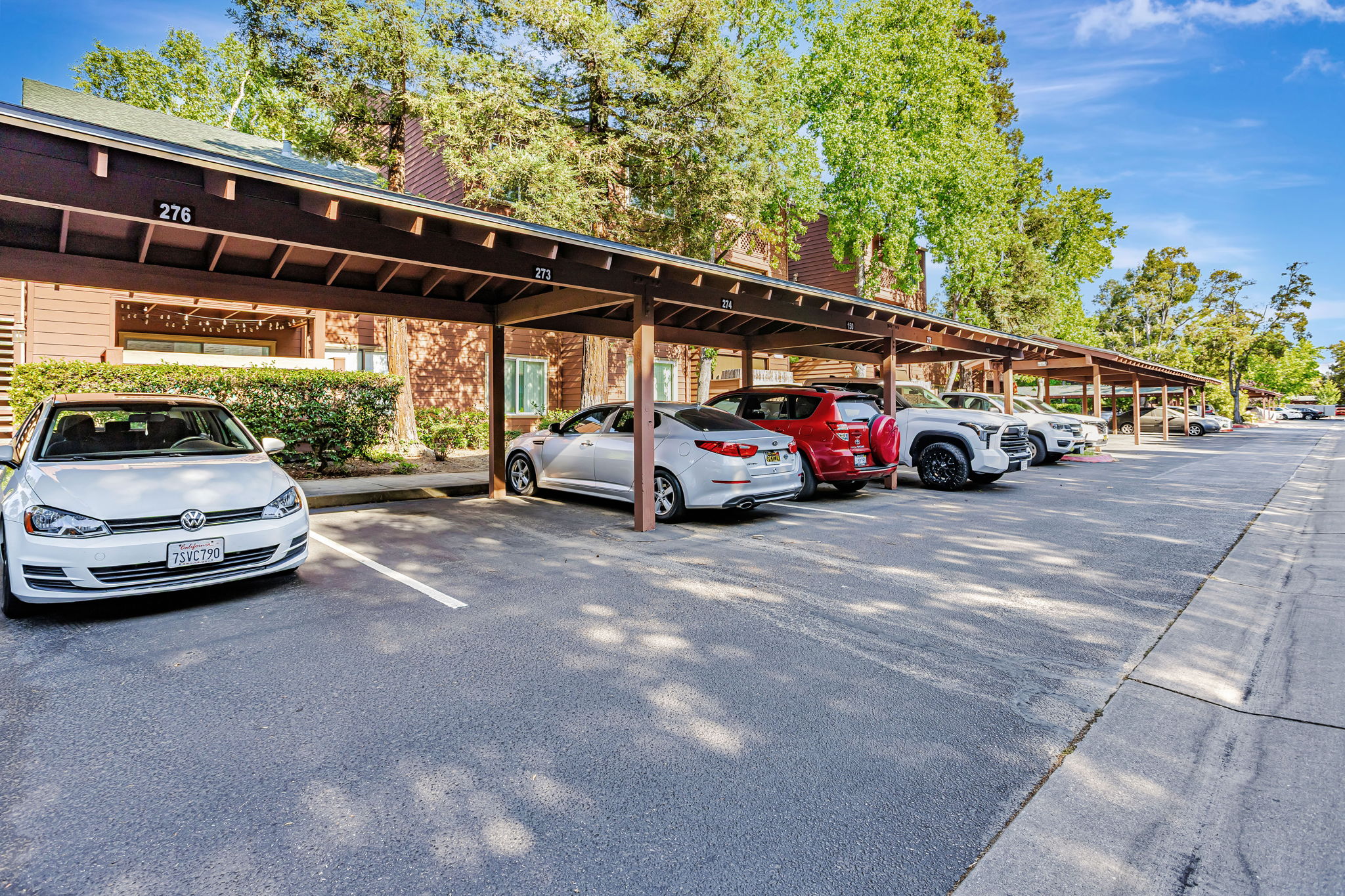044_644 Teatree Ct