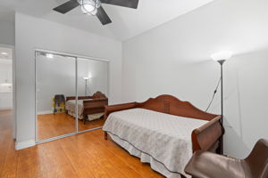 644 Wilmington Dr-11