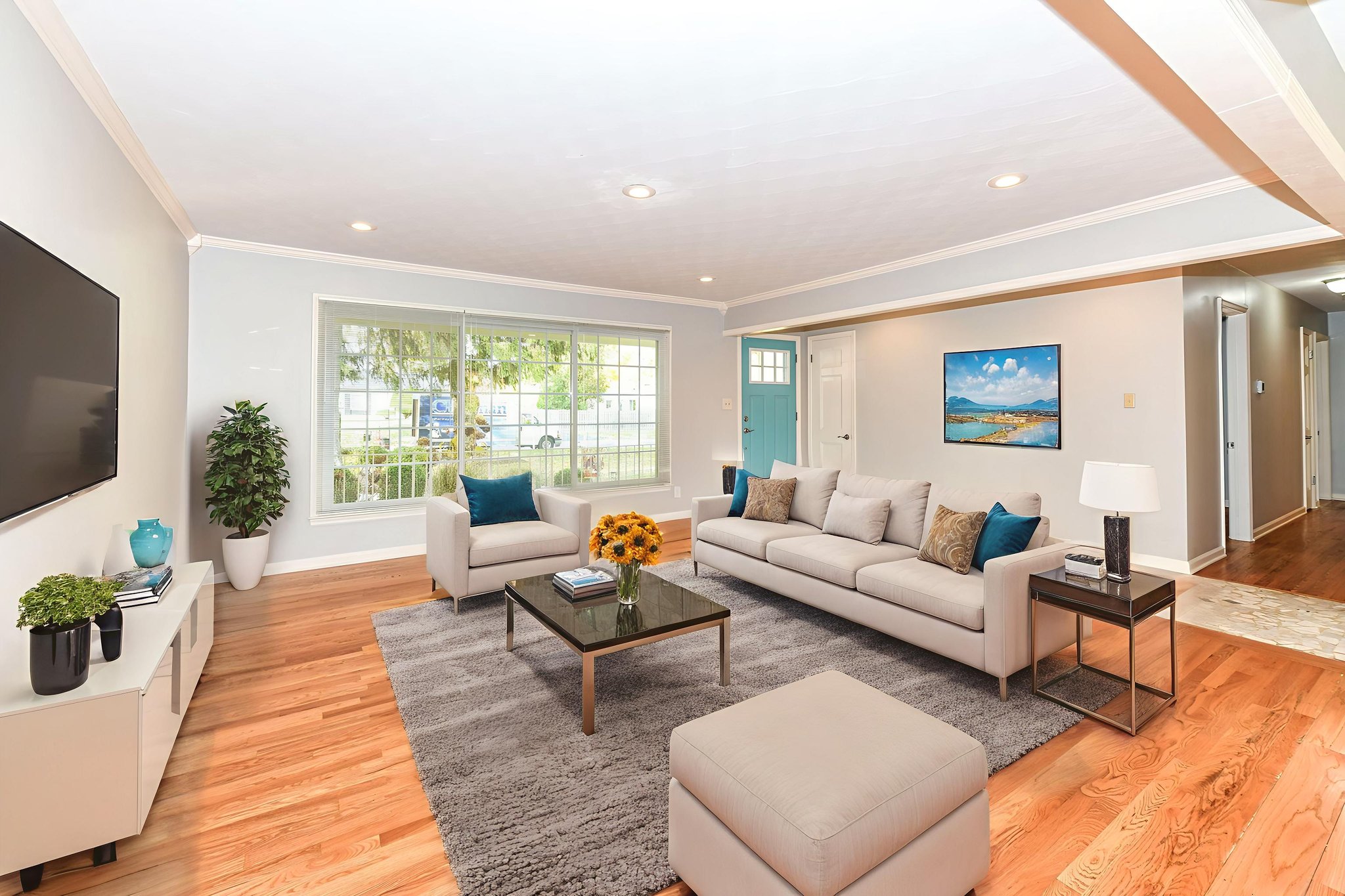 DSC_9634 (2) virtually staged.jpeg