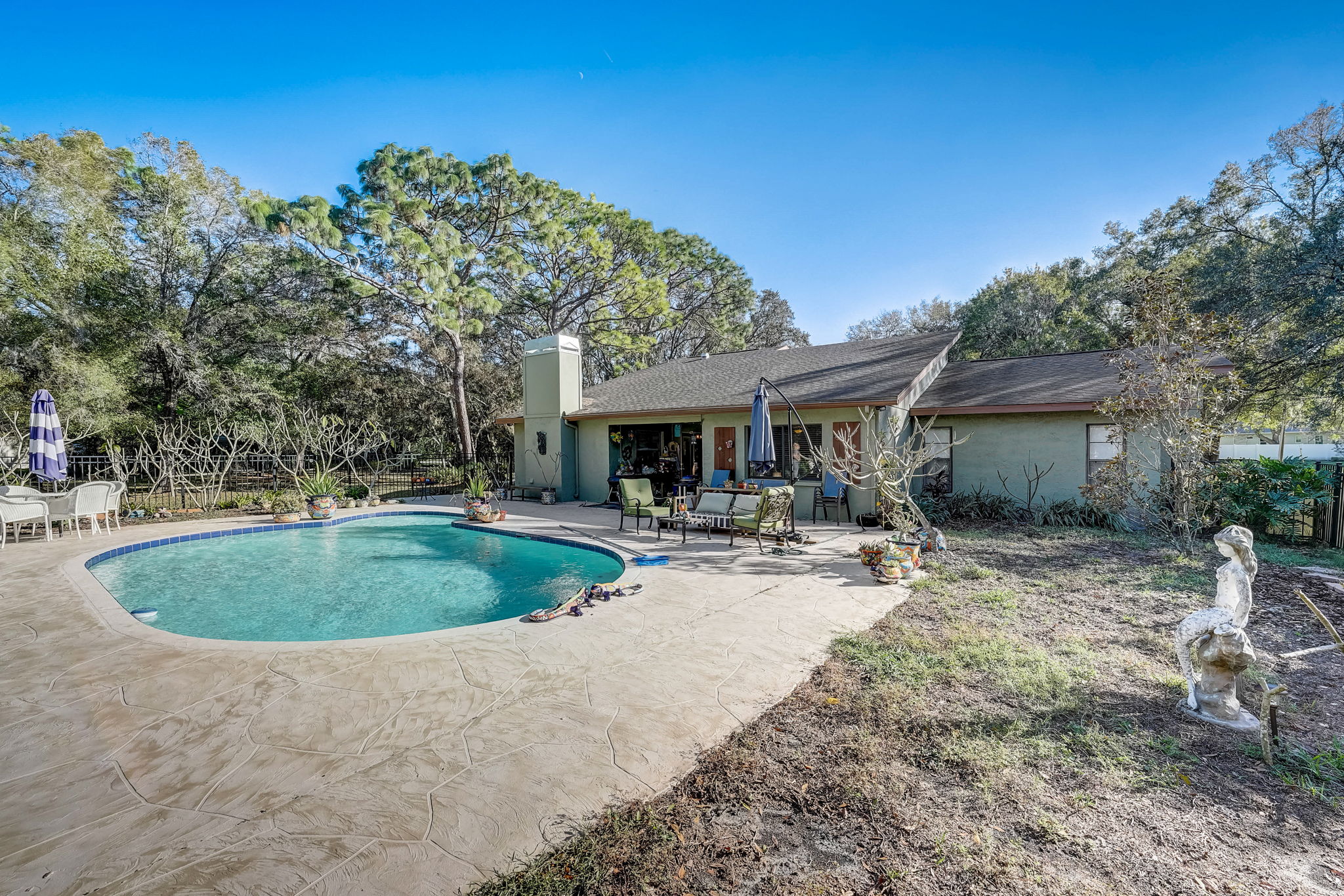Millstone Dr-064