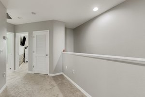  Photo 33