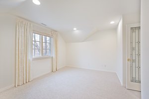  Photo 34