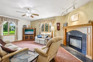 Hickory Ln-S0707-012.jpg
