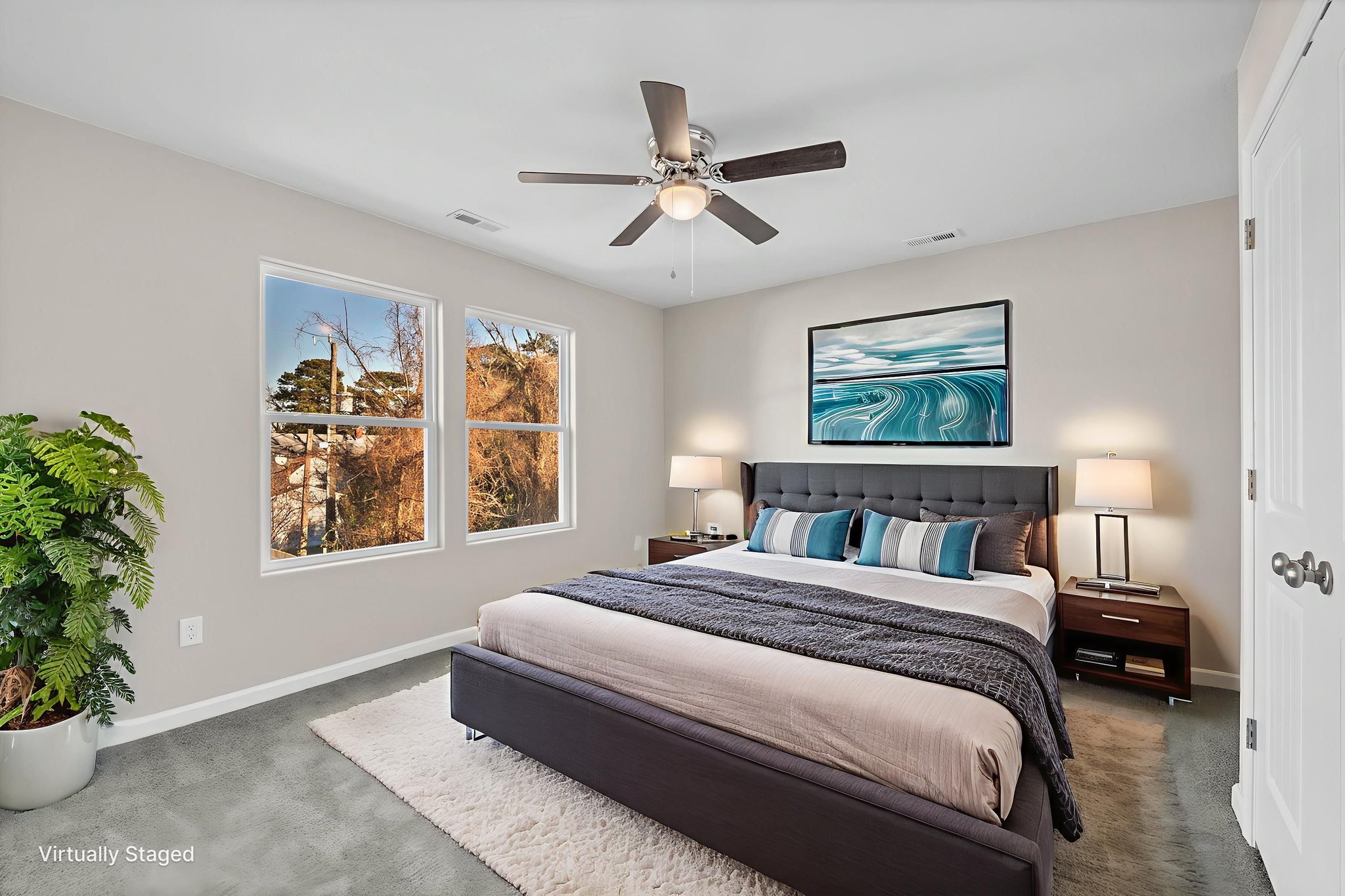 DSC_7851 virtually staged.jpeg