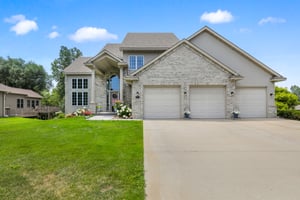 6447 N Trappers Crossing, Lino Lakes, MN 55038, USA Photo 3
