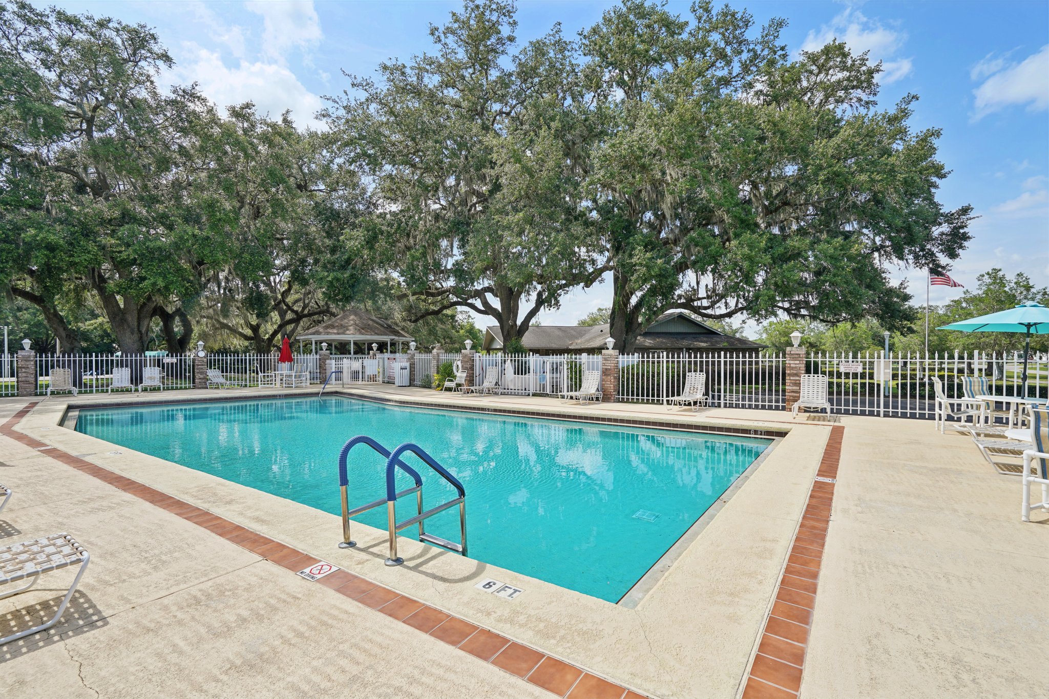 SW 111th Pl-2205-906.jpg