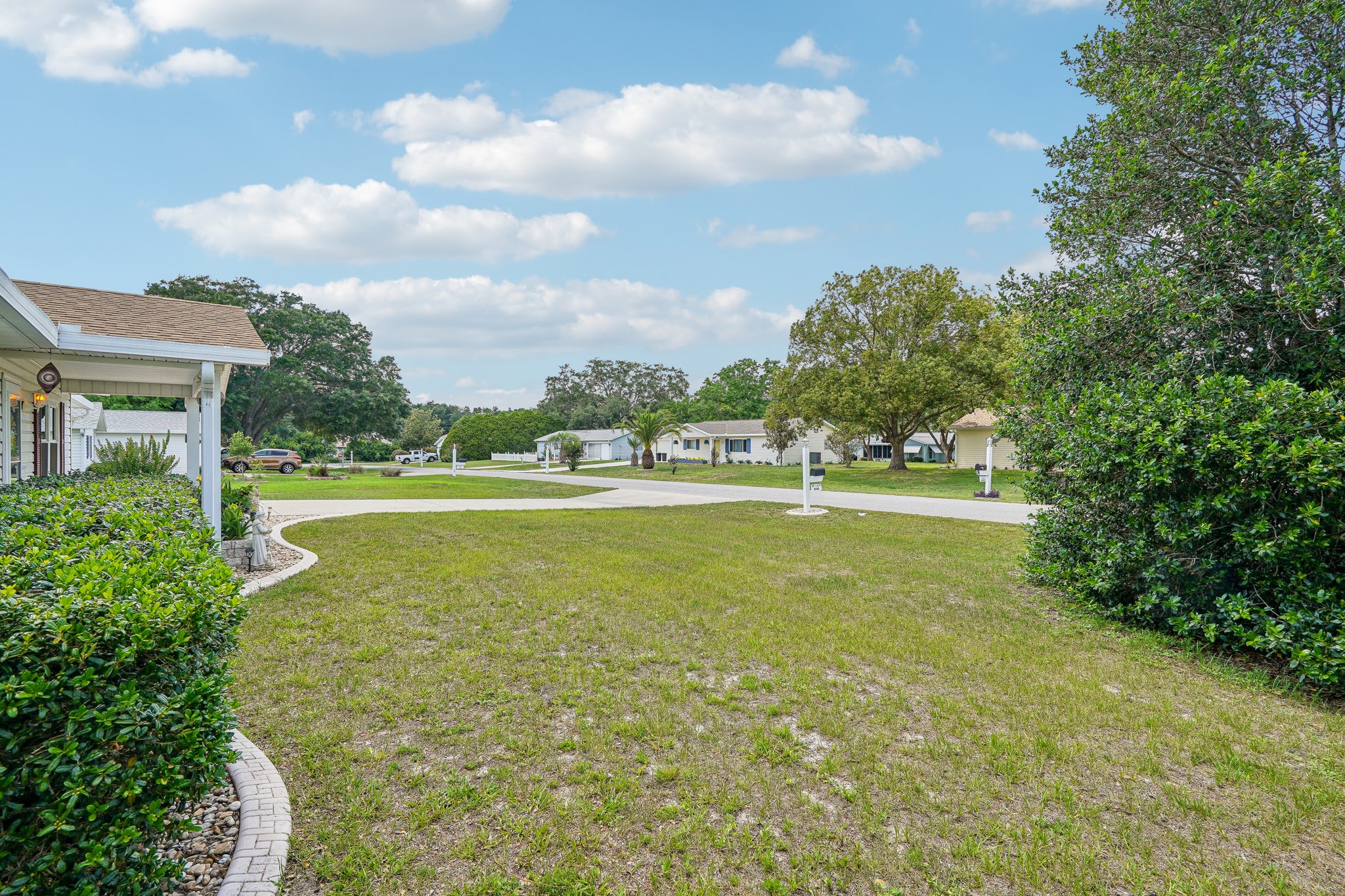 SW 111th Pl-2205-004.jpg