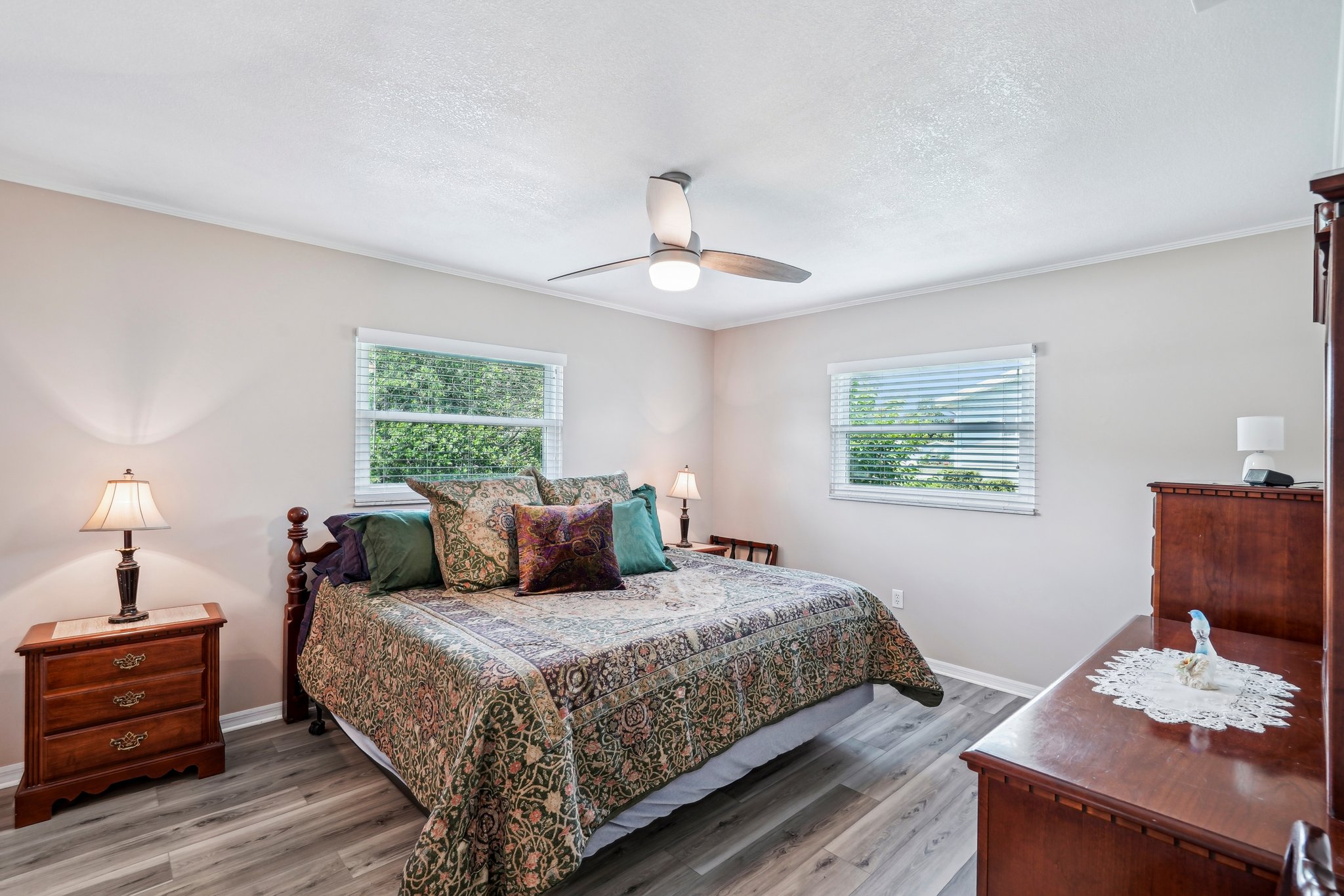SW 111th Pl-2205-016.jpg