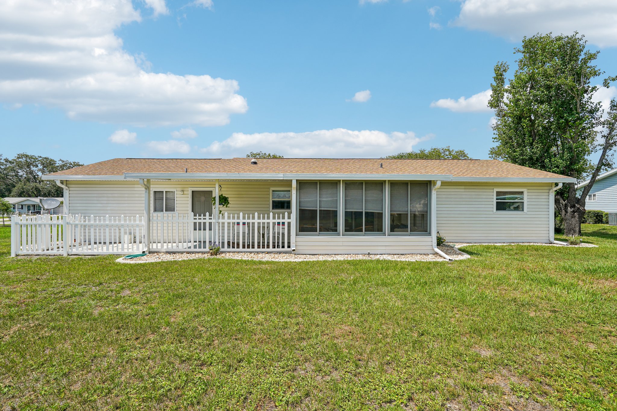 SW 111th Pl-2205-028.jpg