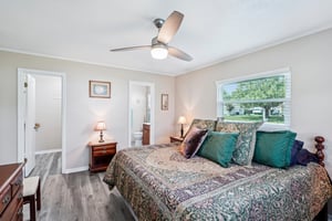 SW 111th Pl-2205-017.jpg