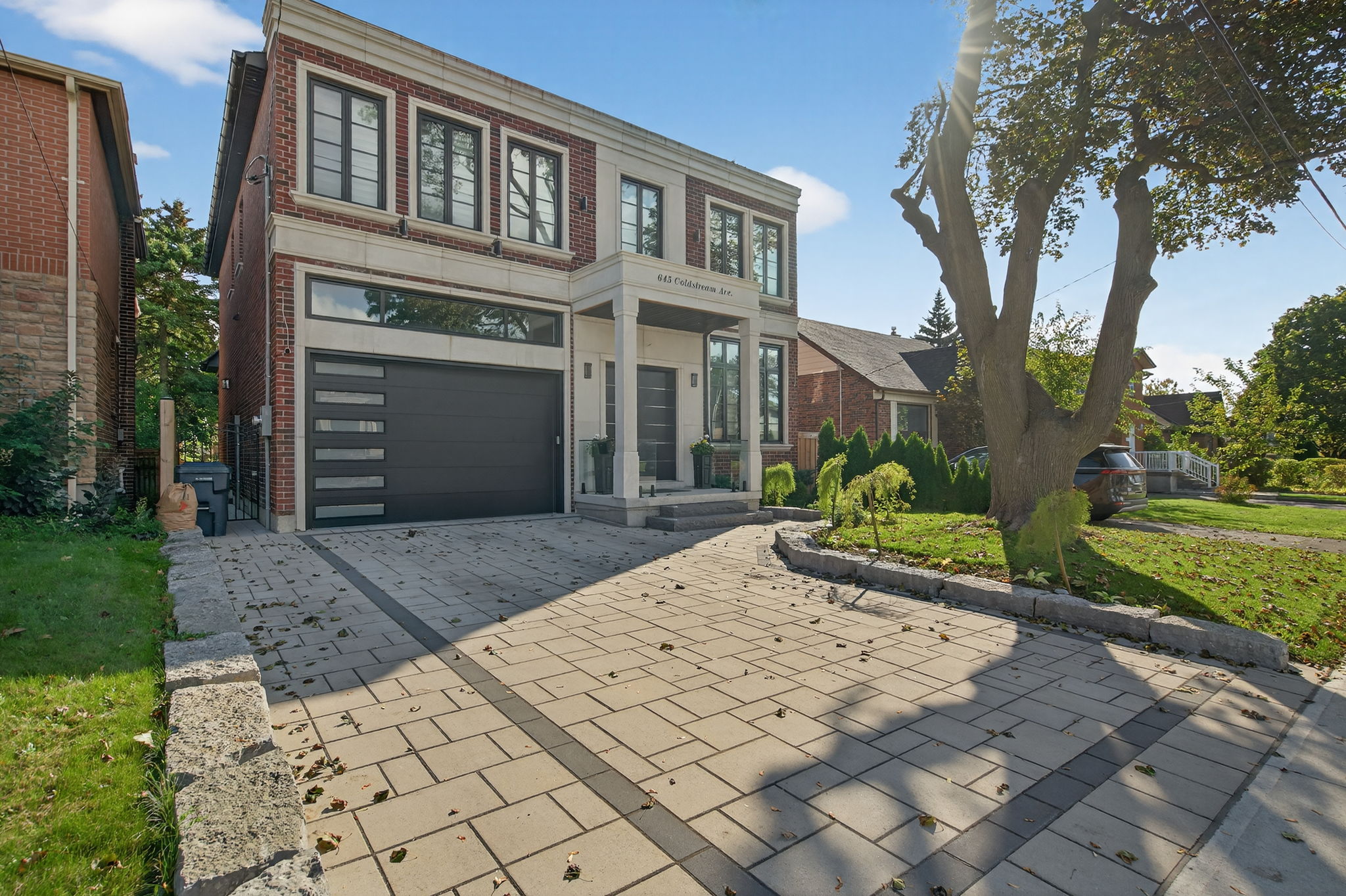645 Coldstream Ave Toronto, ON M6B 2L3