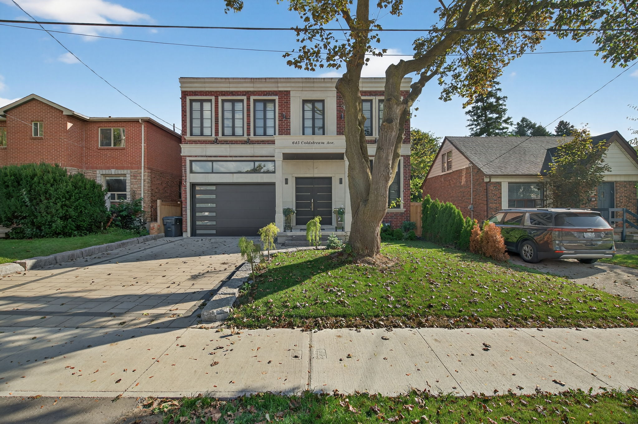 645 Coldstream Ave Toronto, ON M6B 2L3