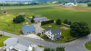  Photo 0