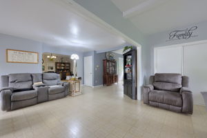  Photo 49