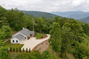  Photo 0