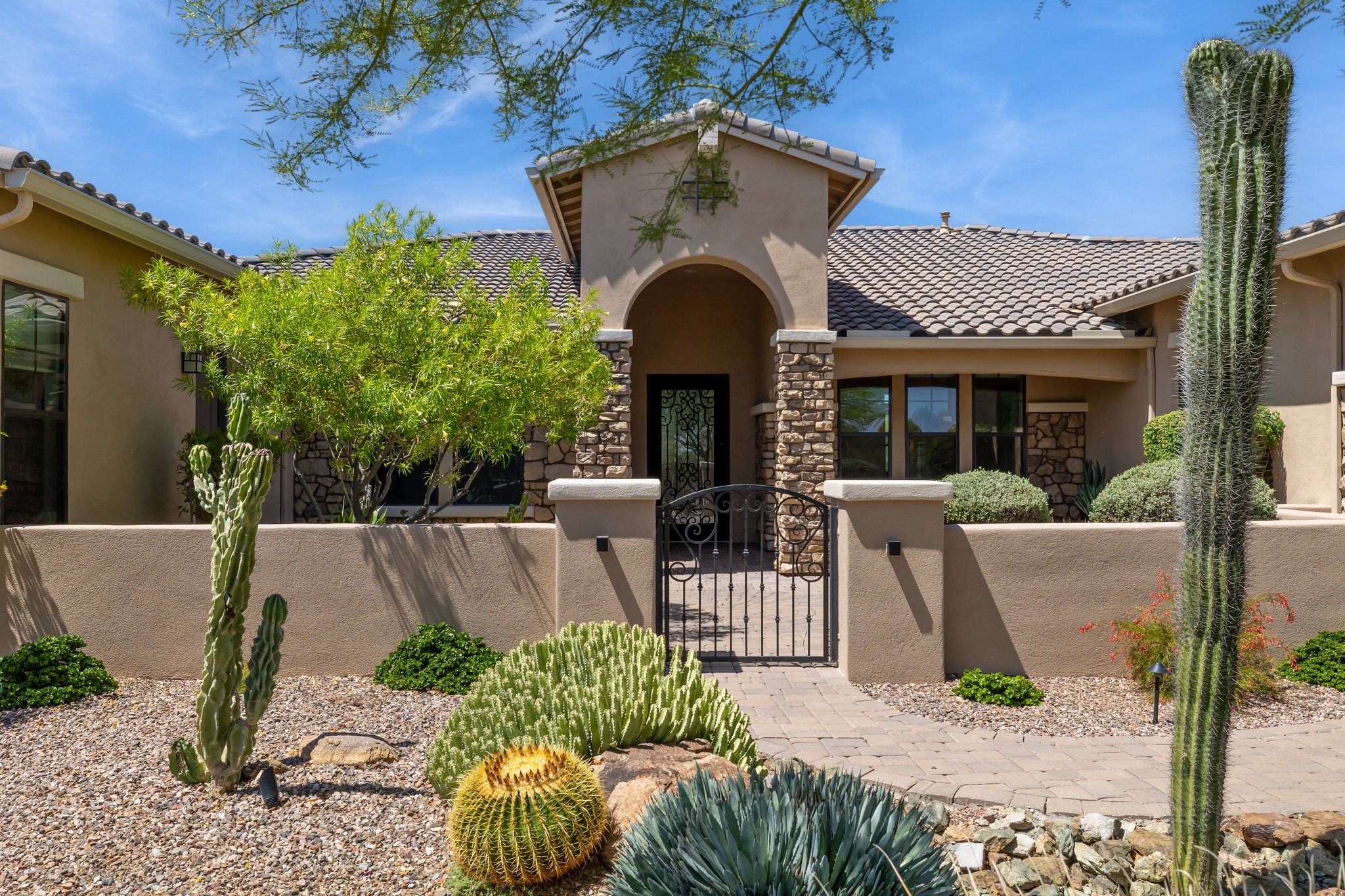 6450 E Monterra Way - 004.jpg
