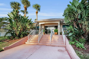 Clubhouse1