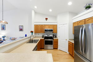  Photo 23